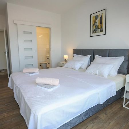 Stella Maris, Hvar - Rooms With A Balcony And A Stunning Sea View Hvar Town Eksteriør bilde